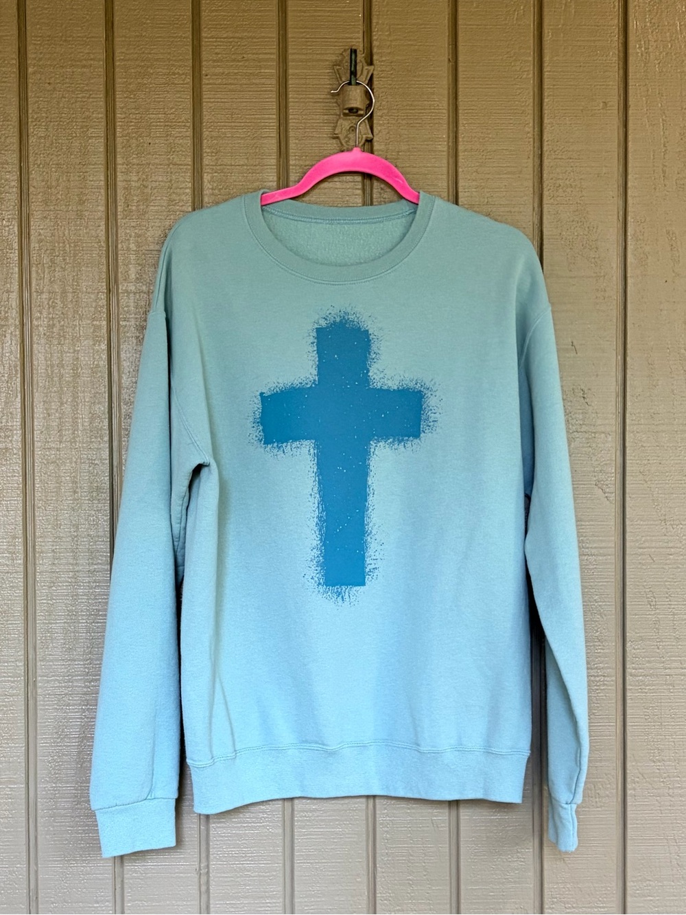 Boutique Christian Cross Stencil Graphic Crewneck Sweatshirt M